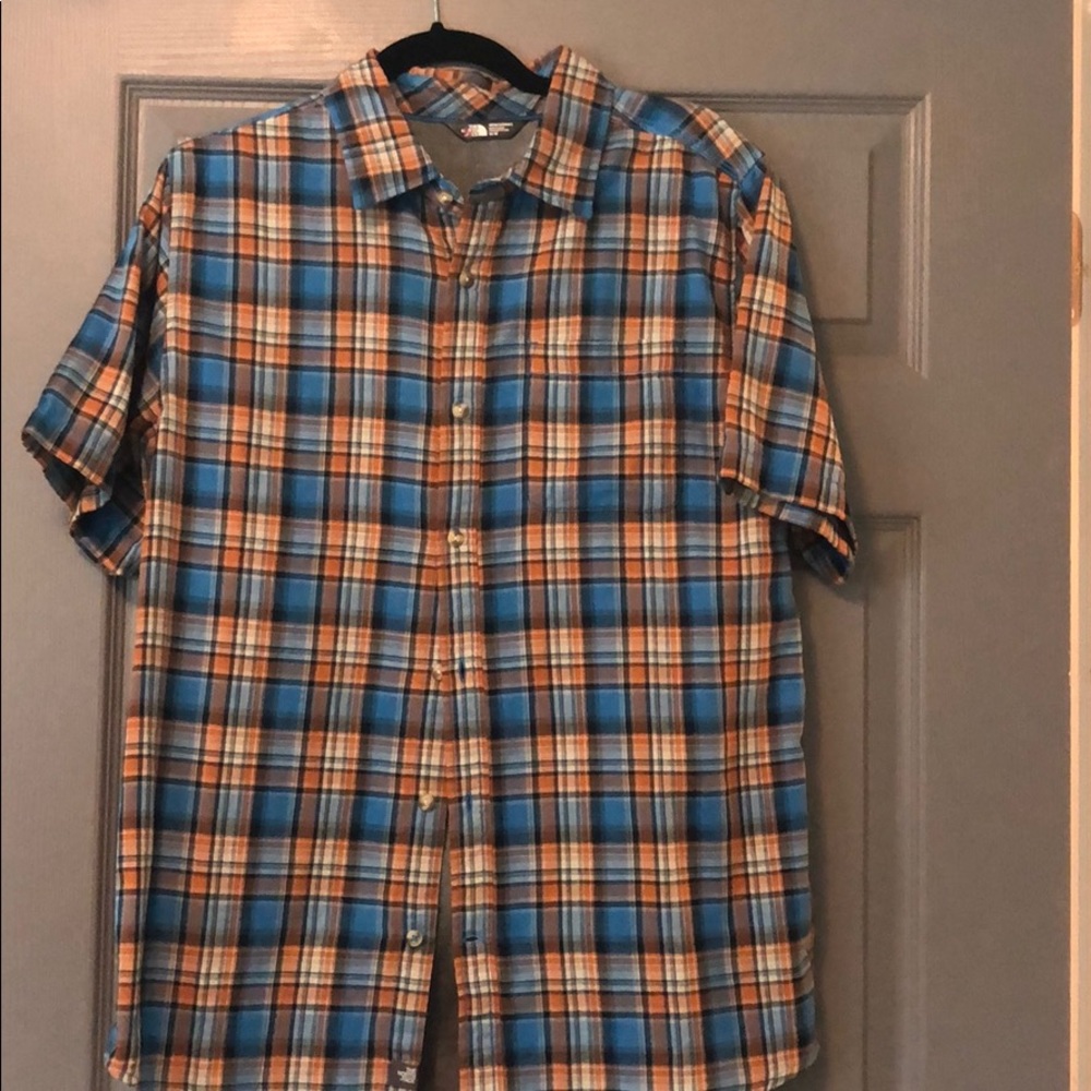 North Face men’s button down plaid shirt